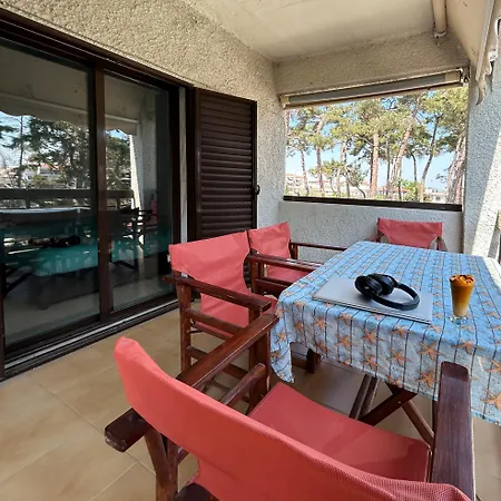 Apartment Park Néoi Epivátai