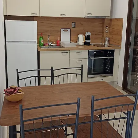 Apartment Park Néoi Epivátai